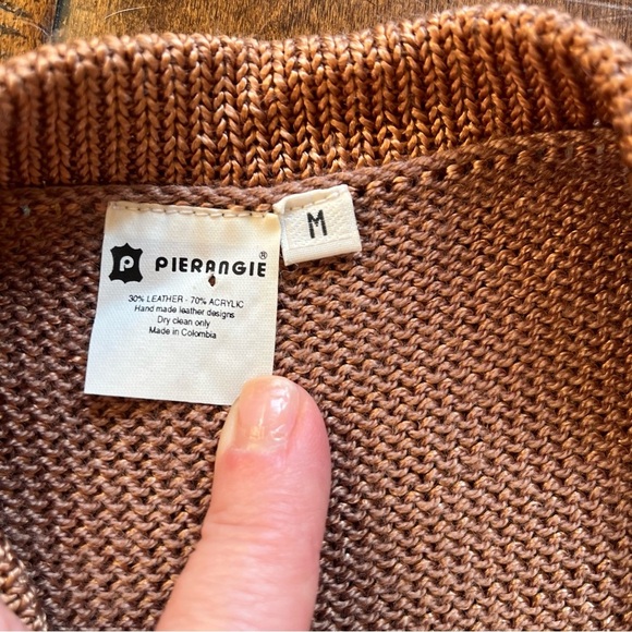 Vintage Vest Women’s Medium Brown Leather Suede V-Neck 3 Button Eclectic Fall - Picture 6 of 7